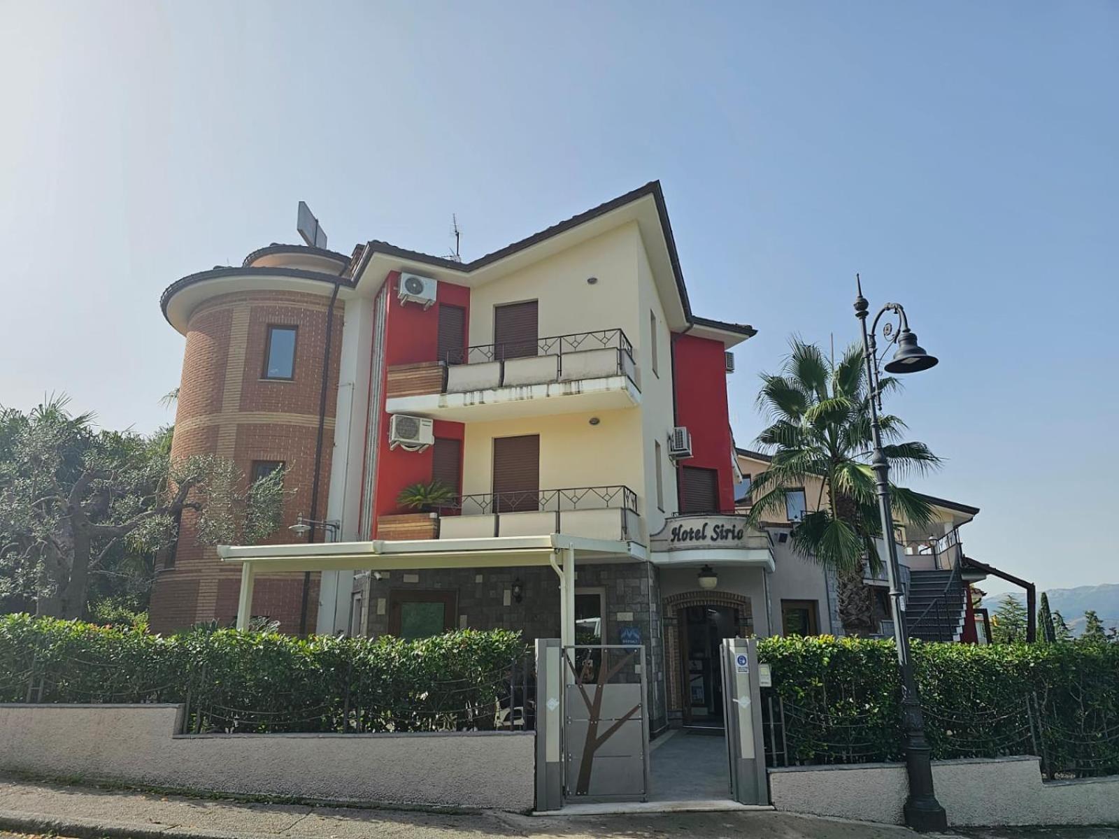 Hotel Sirio Rotonda Exterior photo